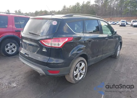 2016 Ford Escape Se z USA, uszkodzony, nr VIN 1FMCU9GX0GUB42758